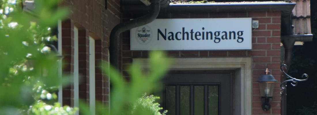 Nachteingang Hotel